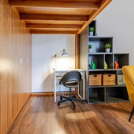 Cosy With Mezzanine By Bookinghost * Gliwice