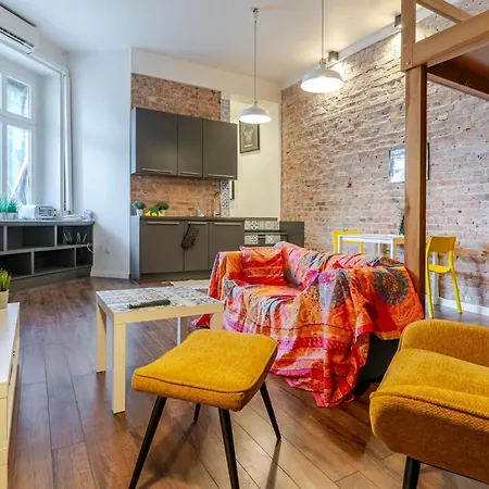 Cosy With Mezzanine By Bookinghost Apartment